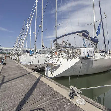 Sailboat Exclusive Experience * Lisbon