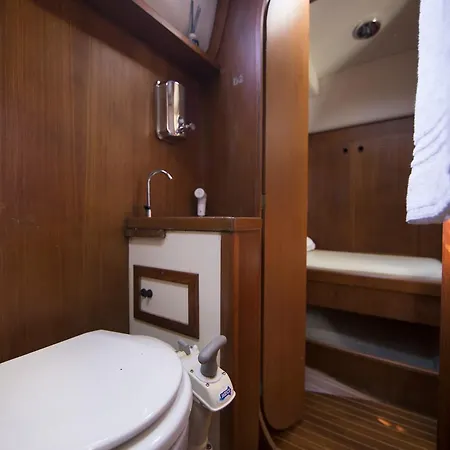 Sailboat Exclusive Experience *