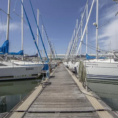 Sailboat Exclusive Experience Botel *