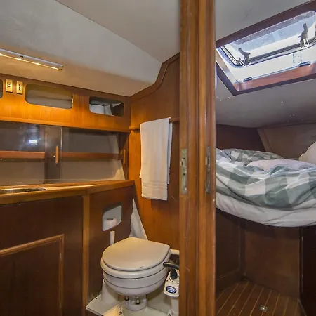 Sailboat Exclusive Experience Båthotell