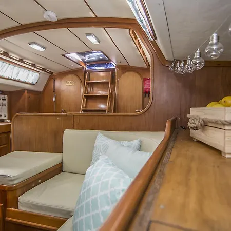 Sailboat Exclusive Experience