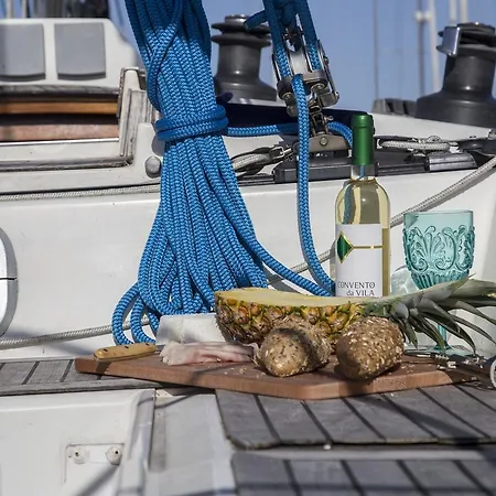 Sailboat Exclusive Experience Lisboa