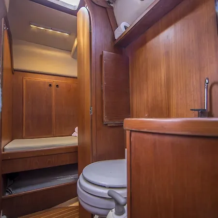 Båthotell Sailboat Exclusive Experience *